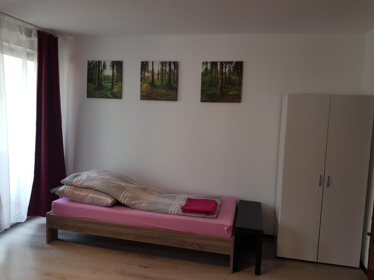 Appartamento Duisburg Beeck Esterno foto