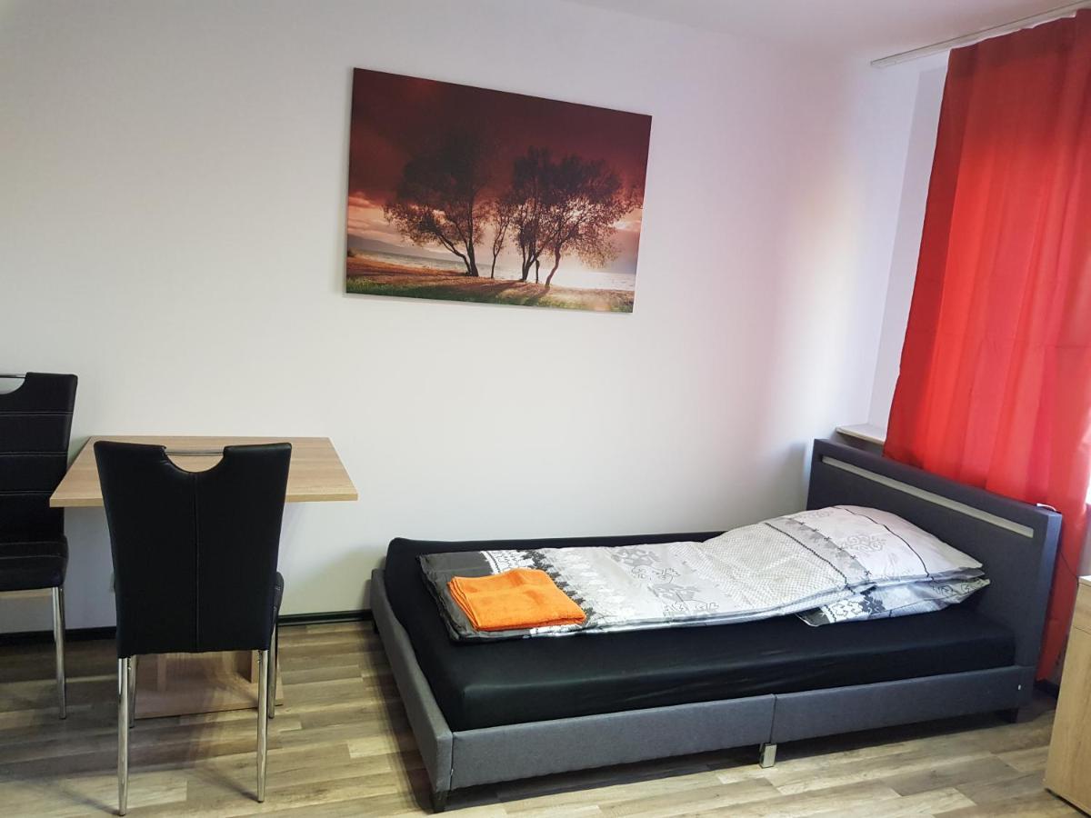 Appartamento Duisburg Beeck Esterno foto