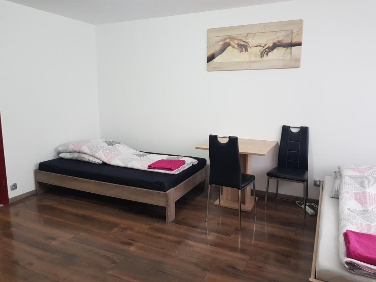 Appartamento Duisburg Beeck Esterno foto